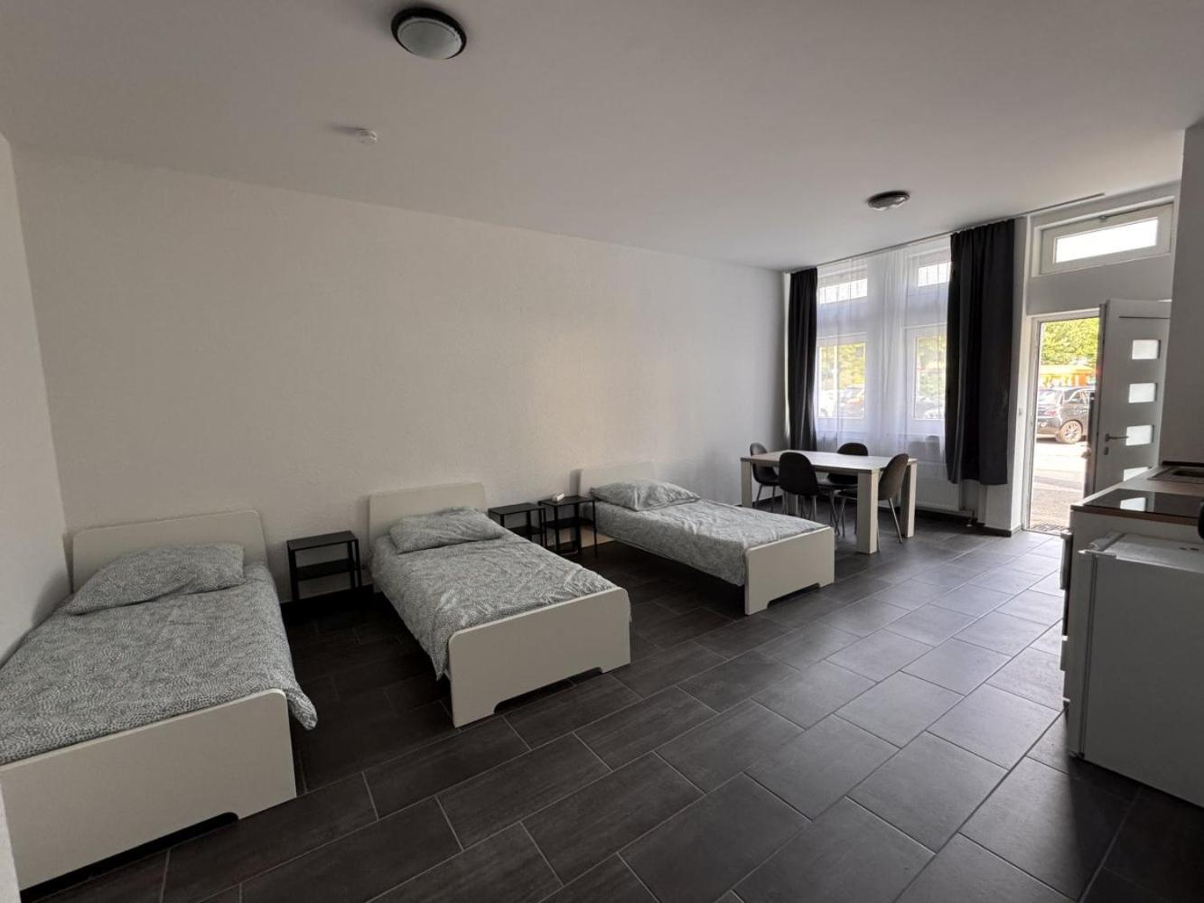 Cozy Apartment In Leverkusen Eksteriør billede