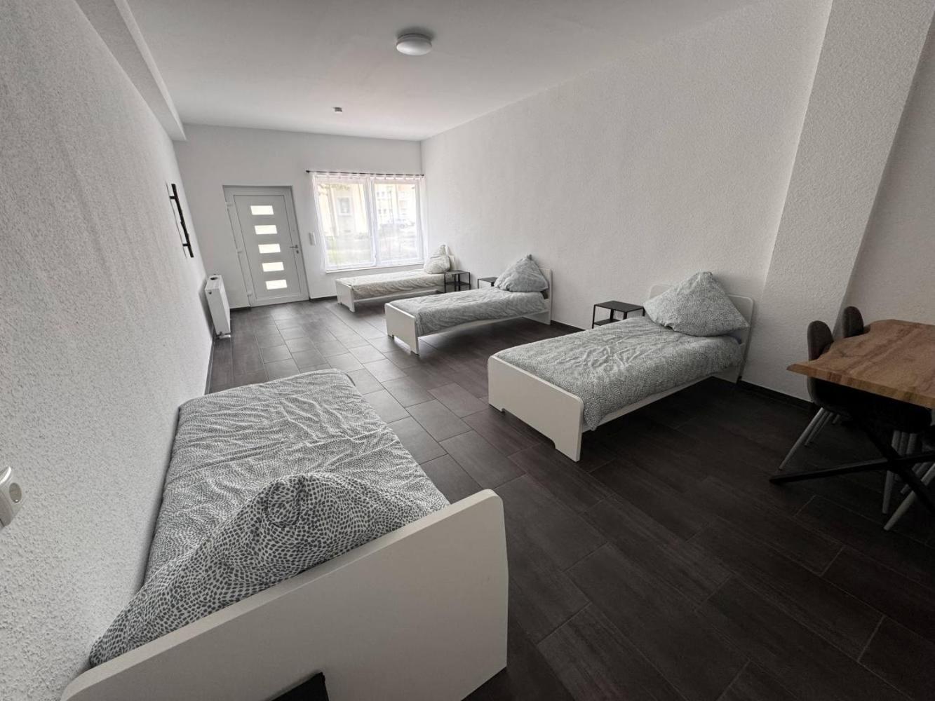 Cozy Apartment In Leverkusen Eksteriør billede